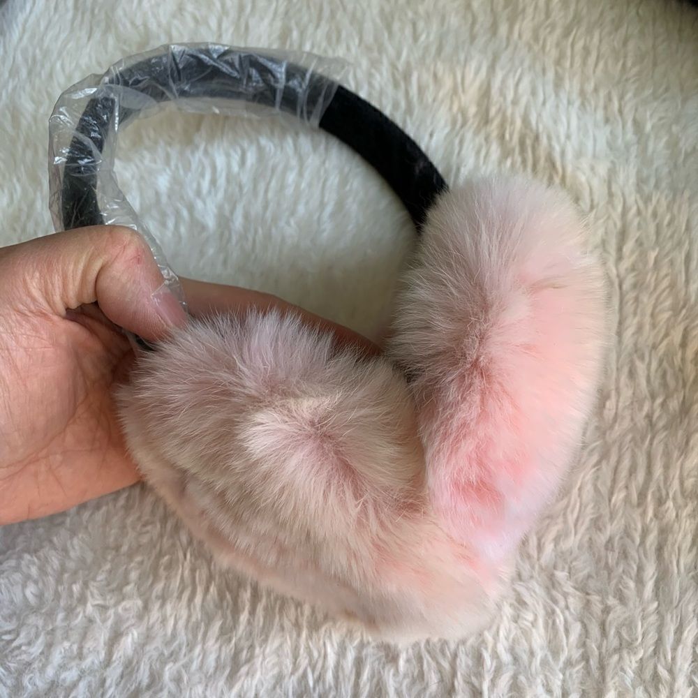 Gradient Rex Rabbit Fur Rose Shaped Earmuffs with Velvet Band - Picture 7 of 12